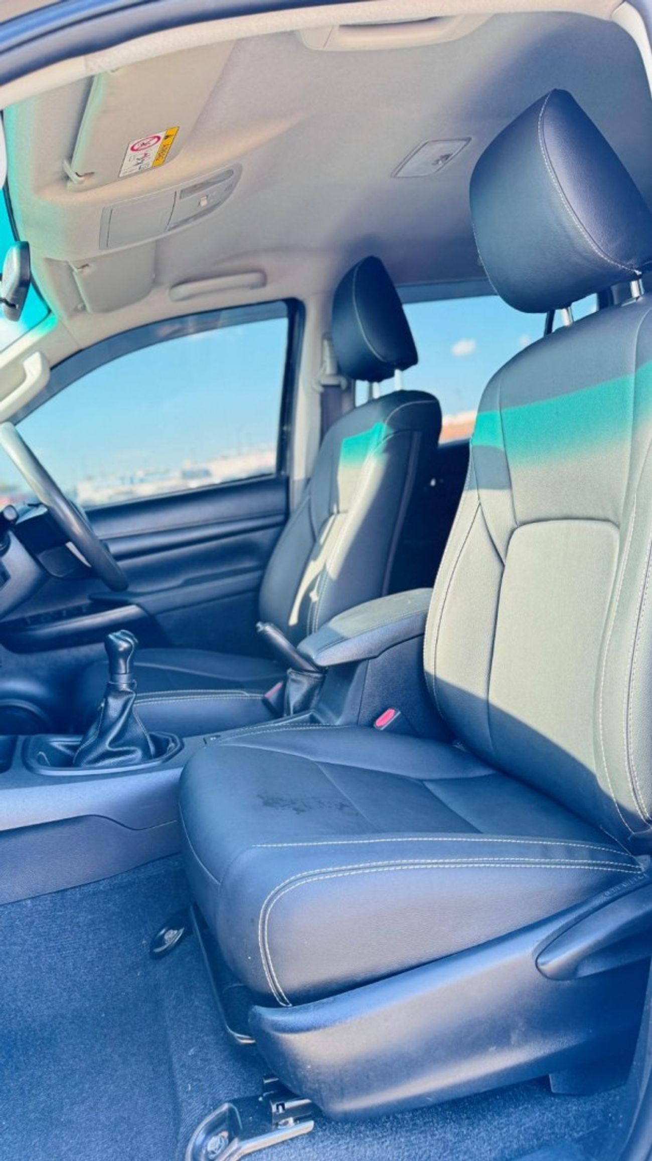 تويوتا هيلوكس DOUBLE CABIN | RHD | 2.8L DIESEL ENGINE | MANUAL TRANSMISSION | JAF0189