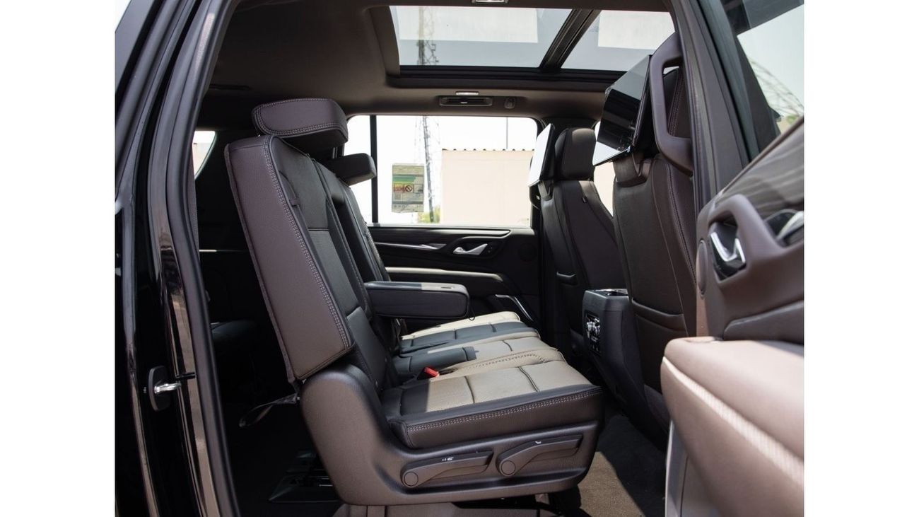 GMC Yukon Denali XL 4WD 8 SEATS. 5years Warranty & Services. For Local Registration +5%