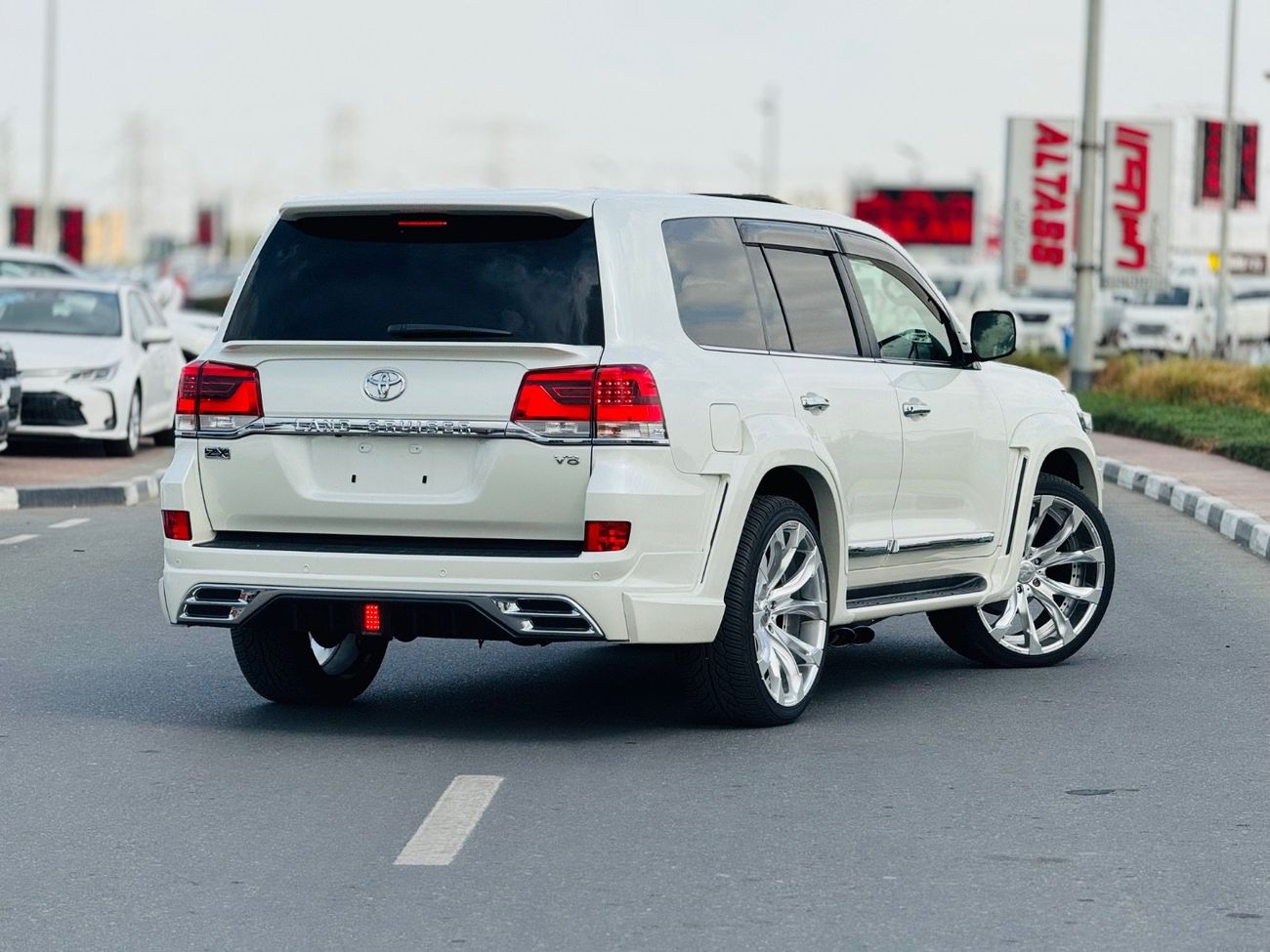 تويوتا لاند كروزر Zx wald edition top of the range