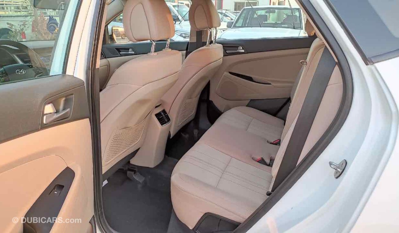 Hyundai Tucson خليجي بدون صبغ GCC Original paint