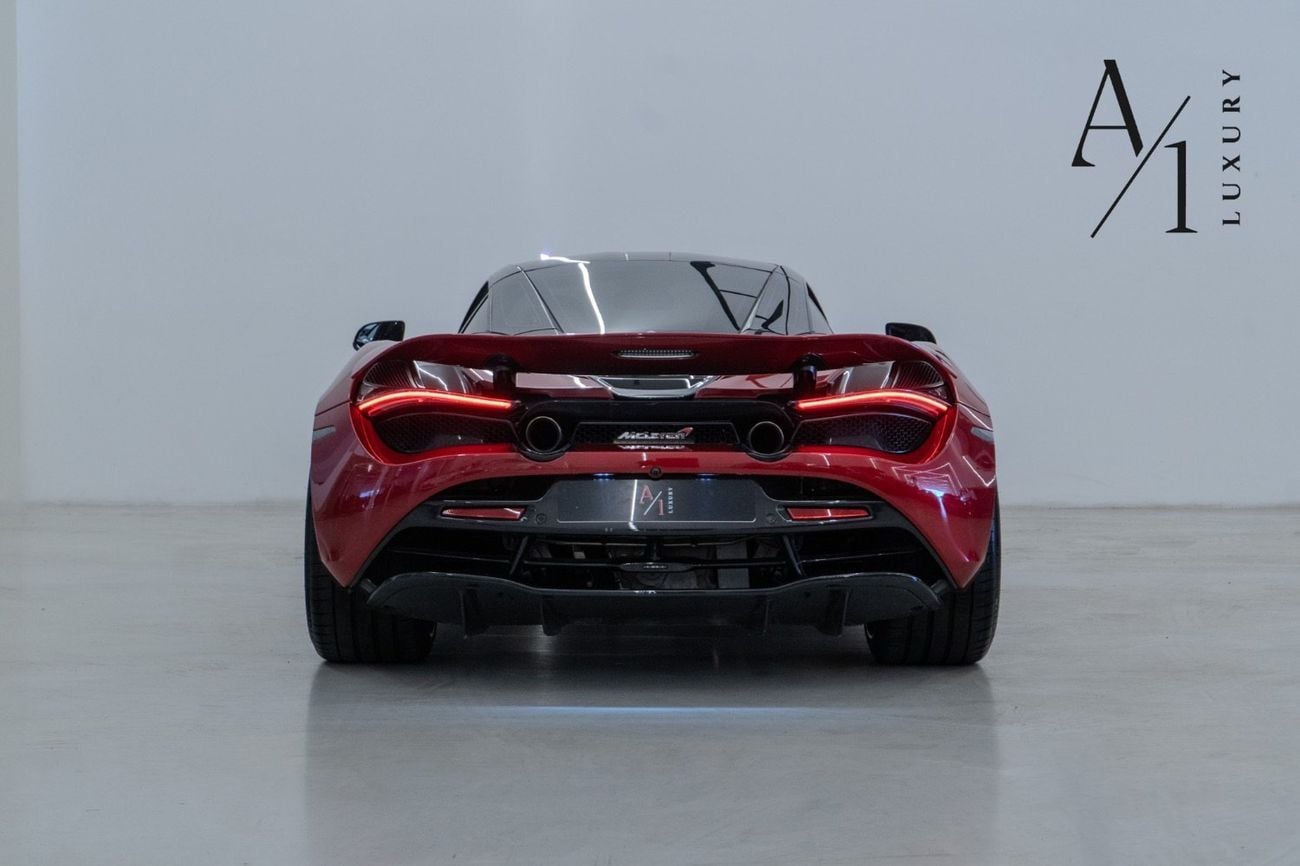 مكلارين 720S PERFORMANCE 2018 McLaren 720S, With Warranty, Carbon Fibre Package, Excellent Condition, GCC Specs