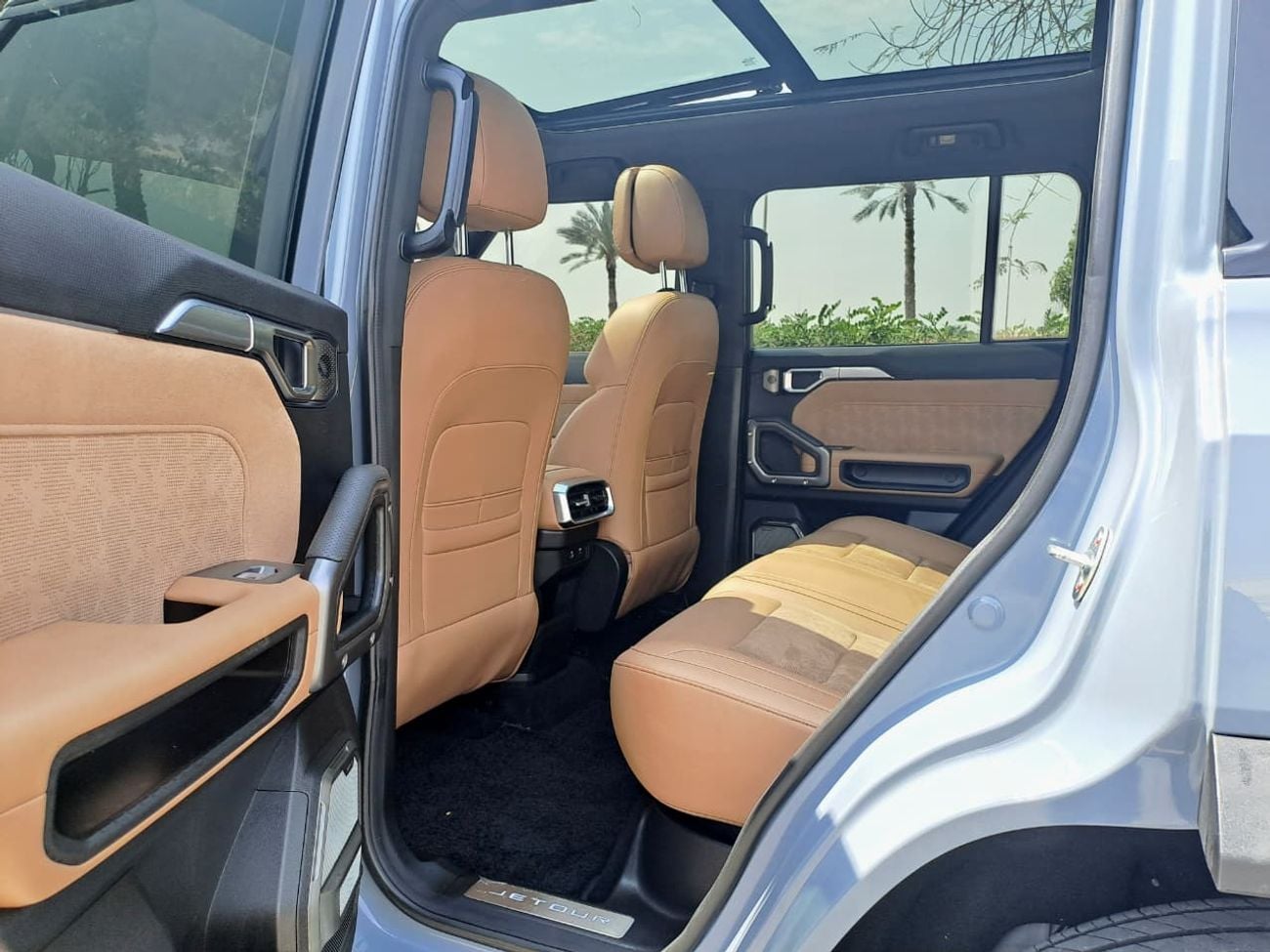 Jetour T2 1817-MONTHLY l GCC l FULL OPTION | PANAROMIC SUNROOF | LUXURY PLUS l 2.0L TURBO | ACCIDENT FREE