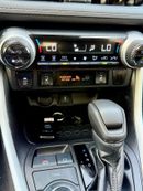 تويوتا راف ٤ XLE 2.5L