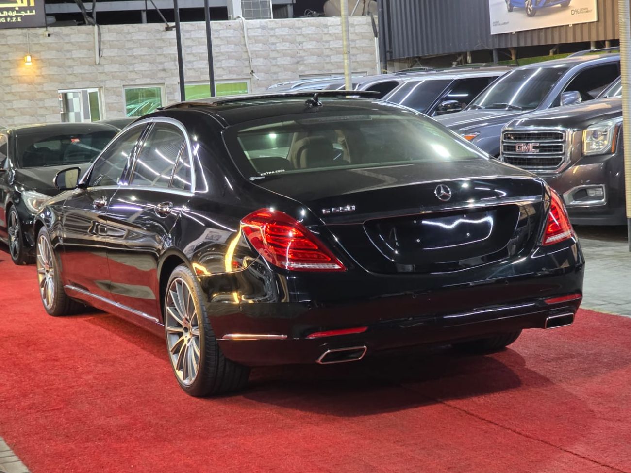 مرسيدس بنز S 550