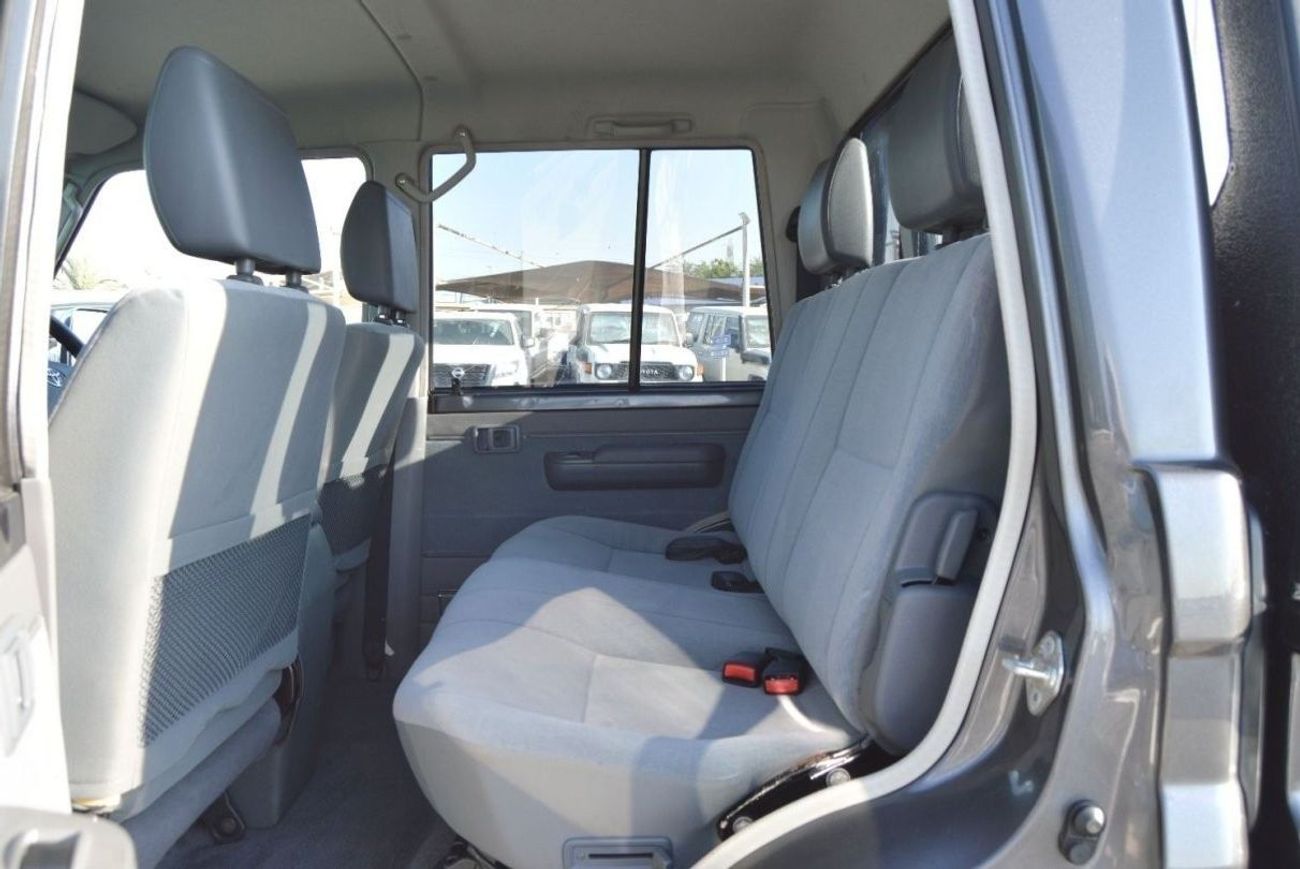 Toyota Land Cruiser Pick Up Double cabin Perfect inside and out