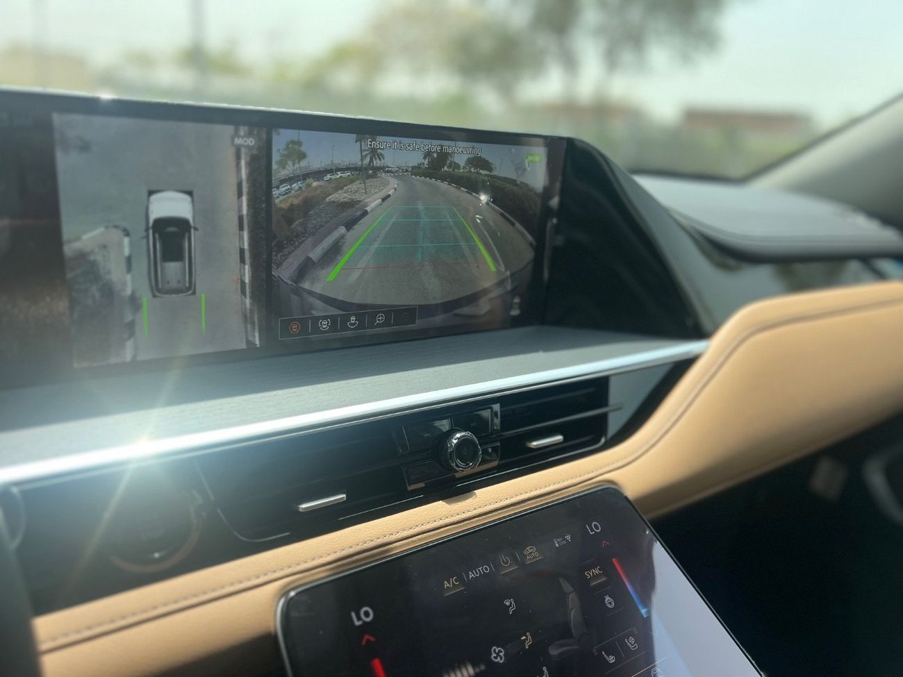 إنفينيتي QX80 Sensory Captain Chairs 7 5.6L