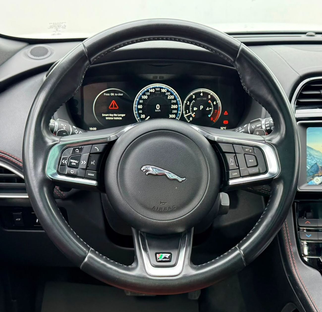 Jaguar F-PACE R-SPORT 2017 Jaguar F-Pace R-Sport, Full Service History, Excellent Condition, GCC