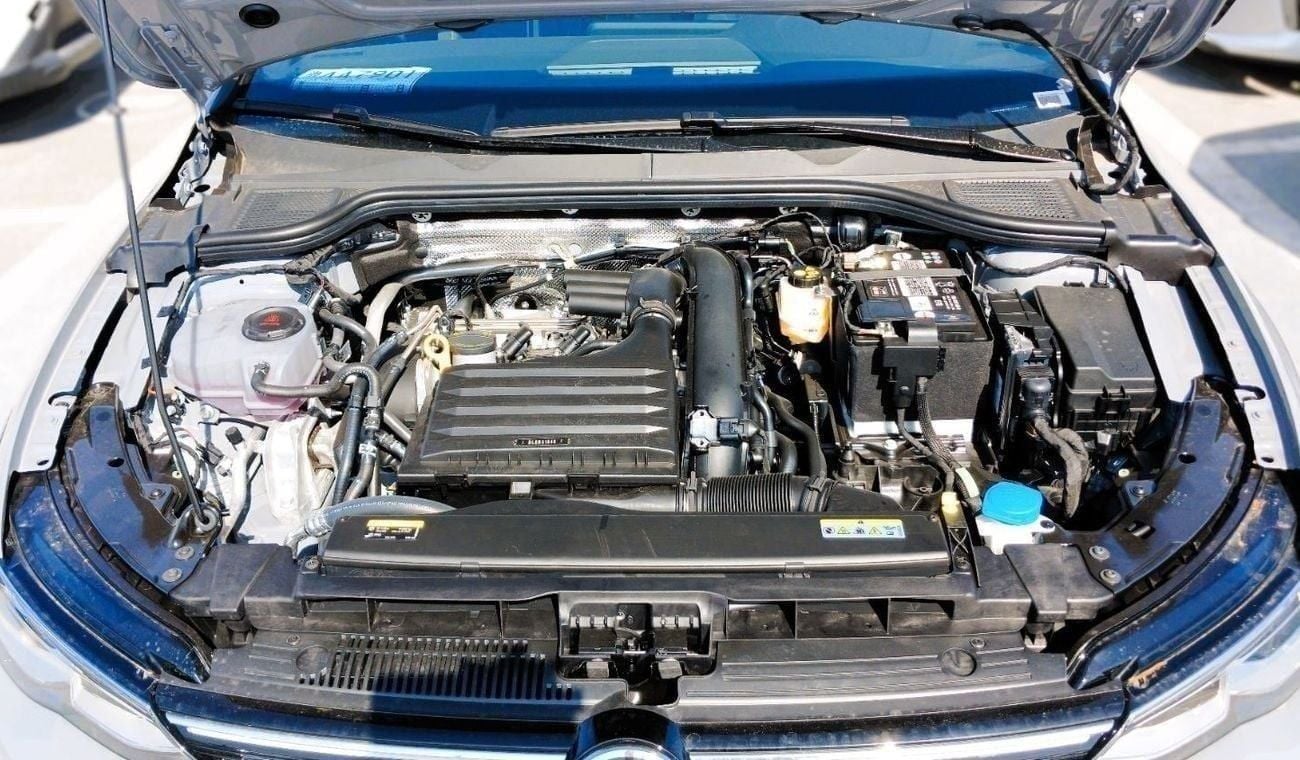 Volkswagen Golf Volkswagen Golf R Line 1.4L TSi Petrol 2024YM | Export Price