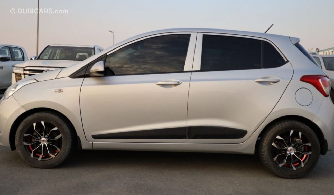 Hyundai Grand i10 HYUNDAI GRAND I 10 SILVER 2018