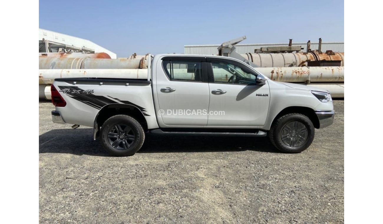 Toyota Hilux TOYOTA HILUX 2.7L PETROL 4/4 FULL OPTION 2023