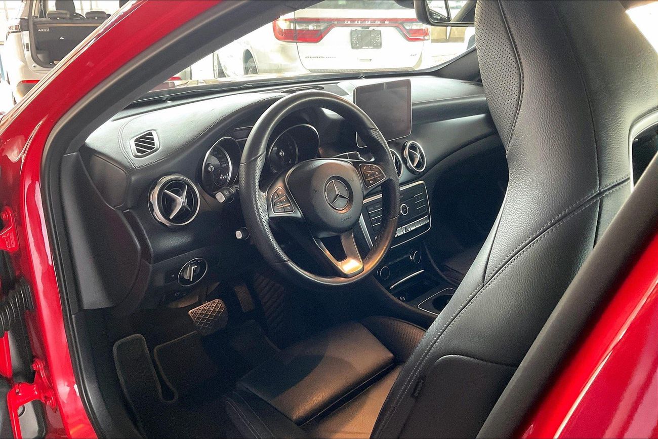 Mercedes-Benz GLA 250 High (AMG Seats + Sunroof) | Guaranteed Warranty | 0 Down Payment