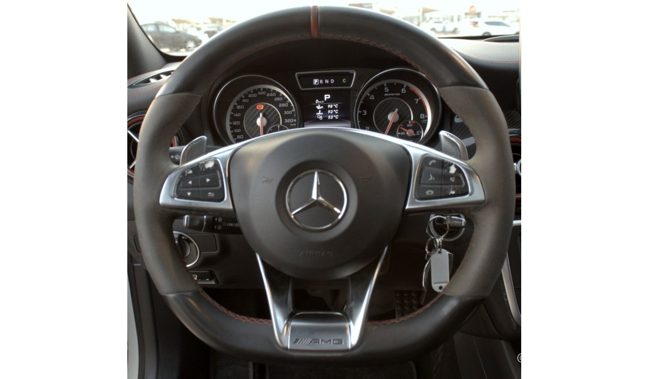 Mercedes-Benz CLA 45 AMG Mercedes cla 45 AMG 2015