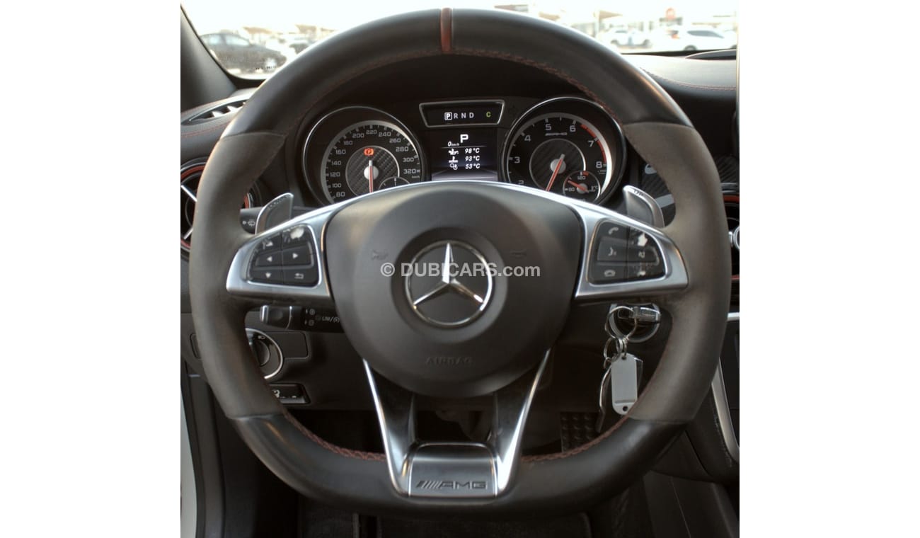 Mercedes-Benz CLA 45 AMG Mercedes cla 45 AMG 2015
