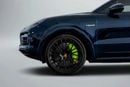 Porsche Cayenne Turbo S E-Hybrid 4.0L (670 HP)