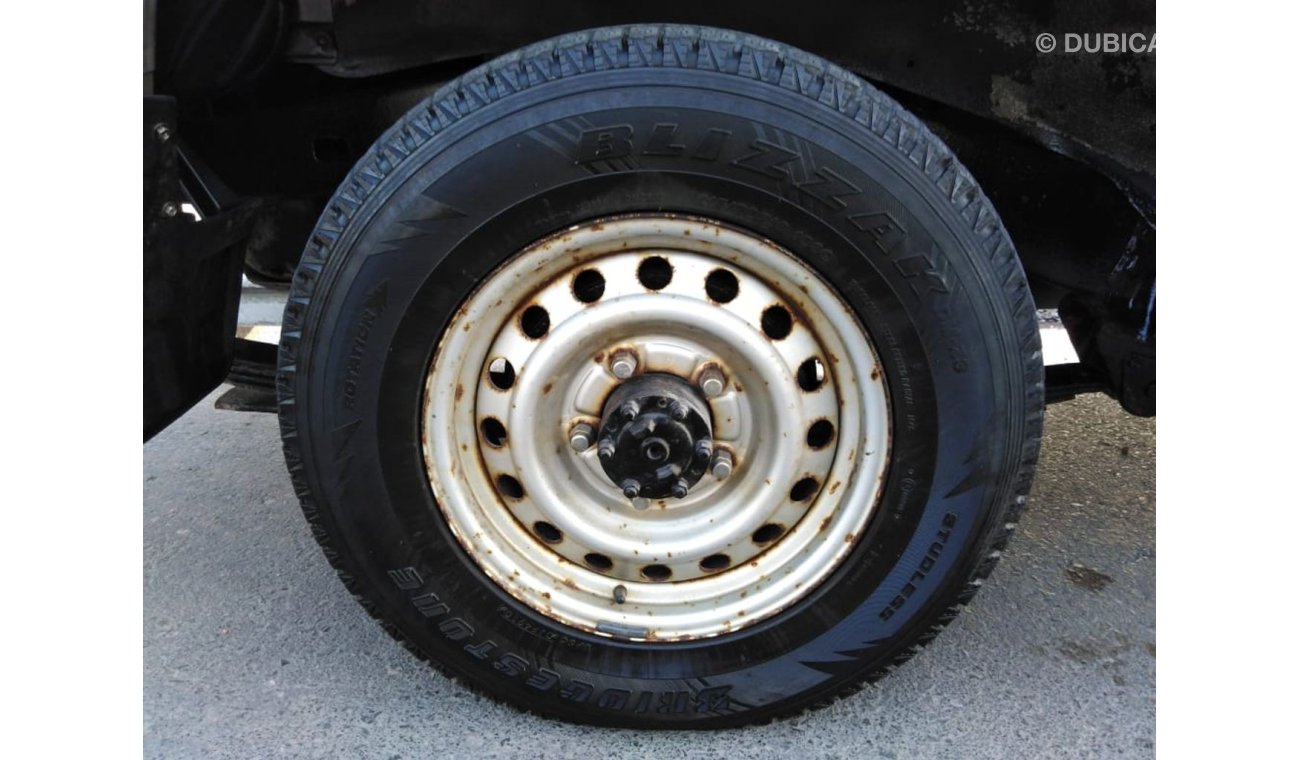 تويوتا لاند كروزر Toyota land cruiser lx 2002 Right hand drive 4wd (Export only)