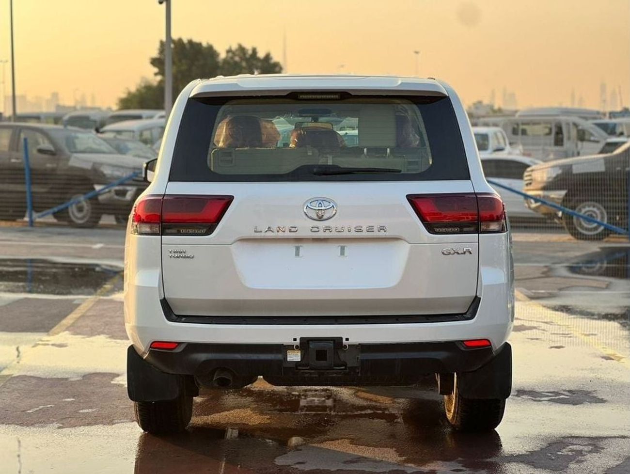 Toyota Land Cruiser TOYOTA LAND CRUISER   3.5L SUV 4 WD 2024
