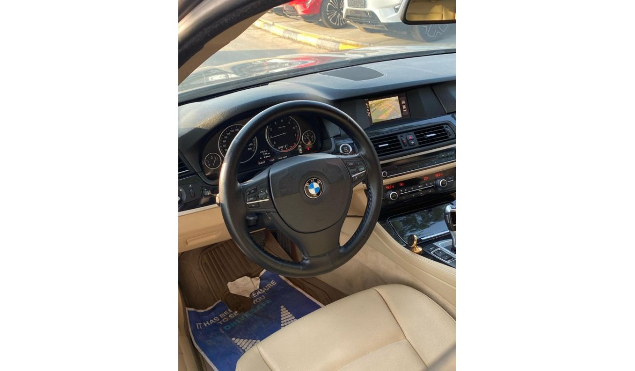 BMW 520i Exclusive 2013 BMW 520I GCC GOOD CONITIONS FULL SERVICES UPTODATE
