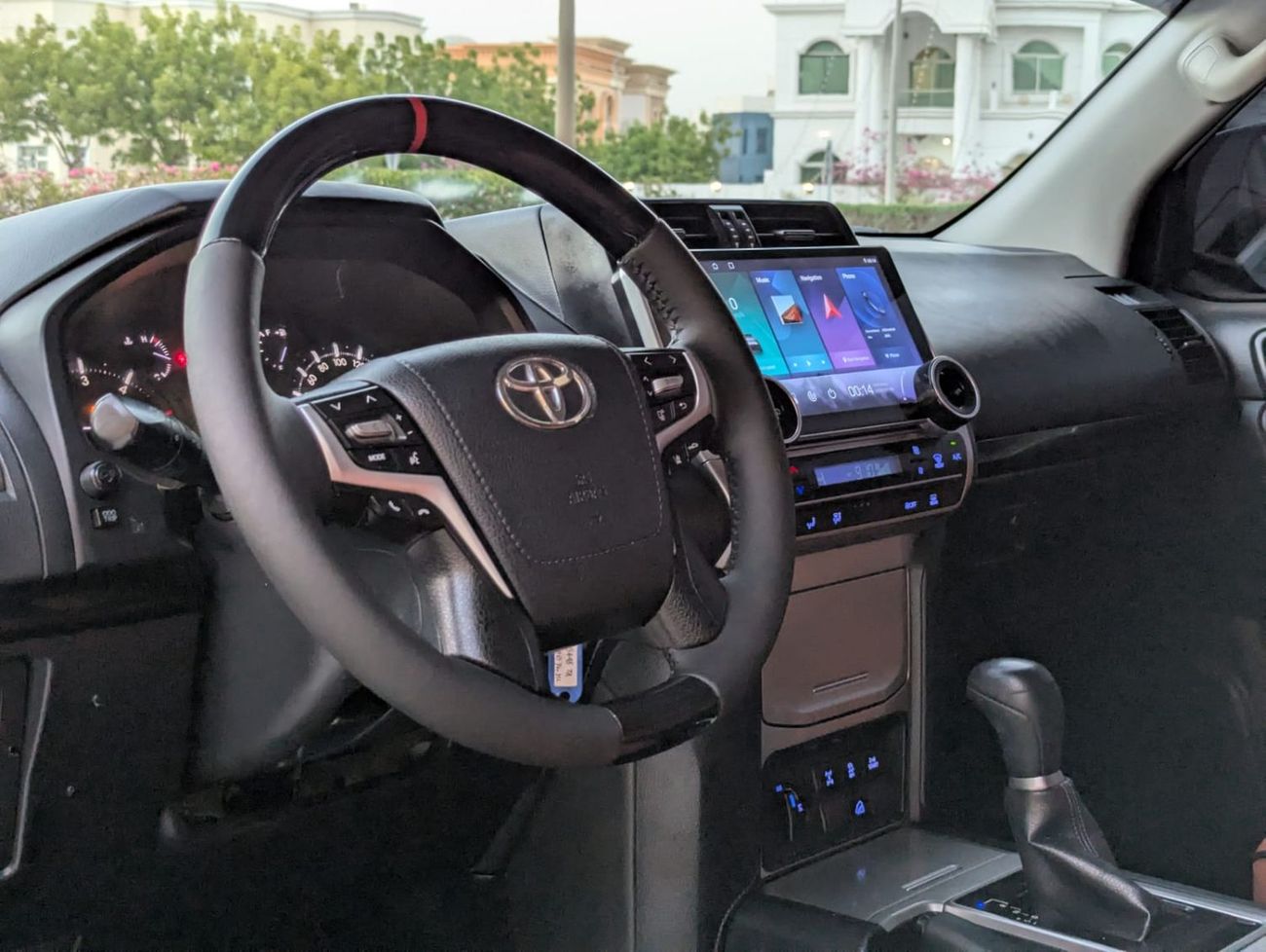 تويوتا برادو Toyota Prado 2018 diesel white LHD 7 seats automatic gear