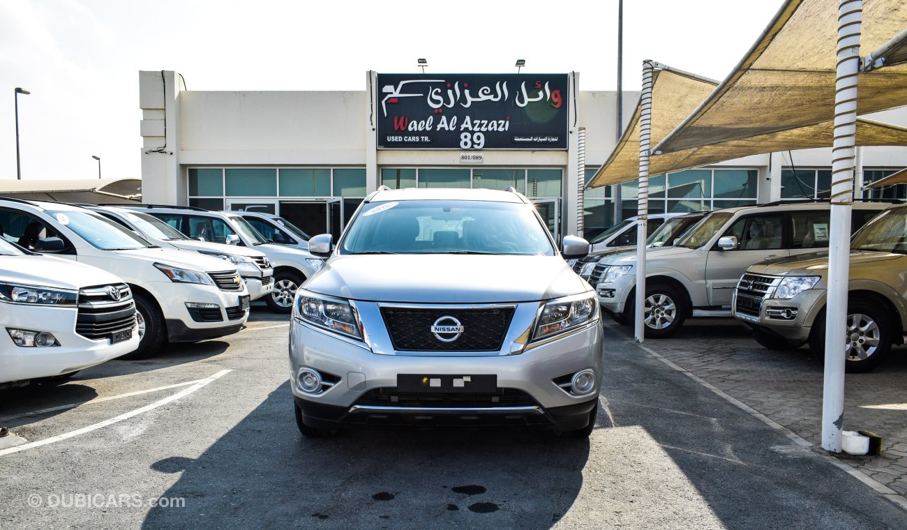 Nissan Pathfinder 4WD