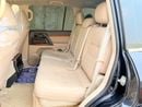 تويوتا لاند كروزر Toyota landcuriser GXR V8 2016 sunroof facelifted 2025 petrol 2016 V8 sunroof 4.6 petrol