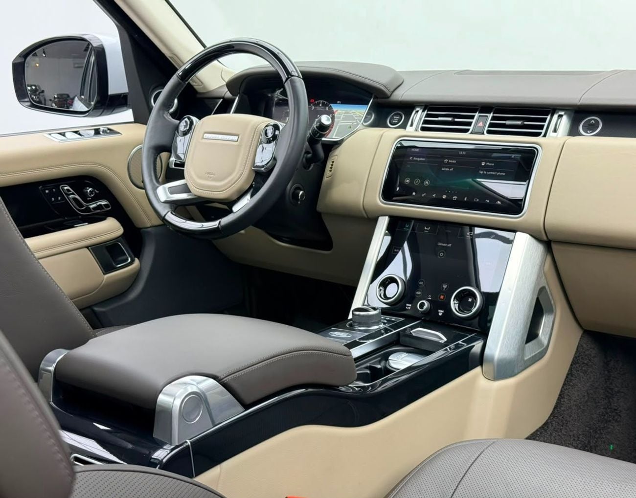 Land Rover Range Rover VOGUE 2019 Range Rover Vogue HSE, Warranty, Full Range Rover Service History, Excellent Condition, GCC