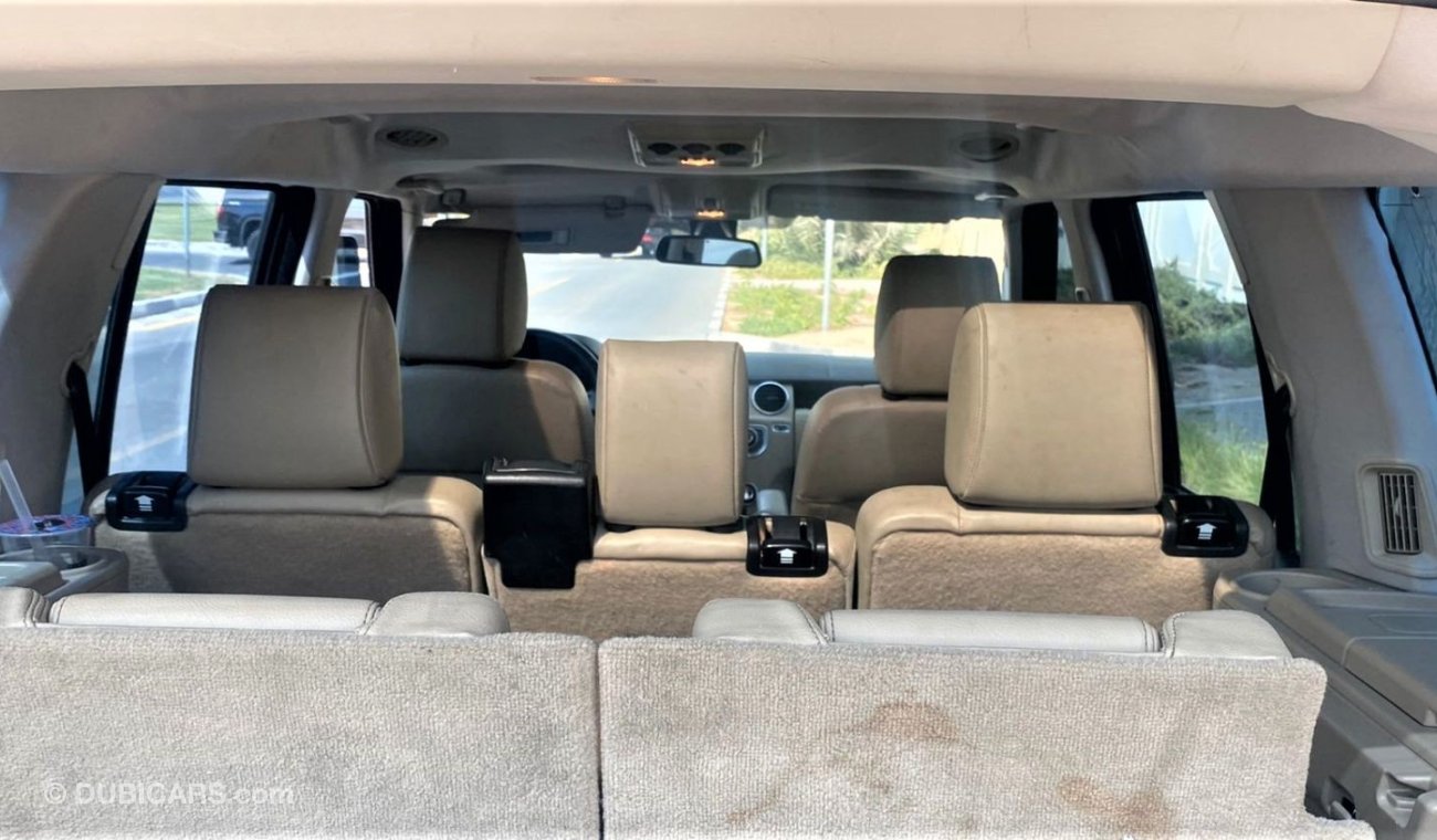 Land Rover Discovery LR4 full options V6  with panoramic roof, gulf space ,accident free