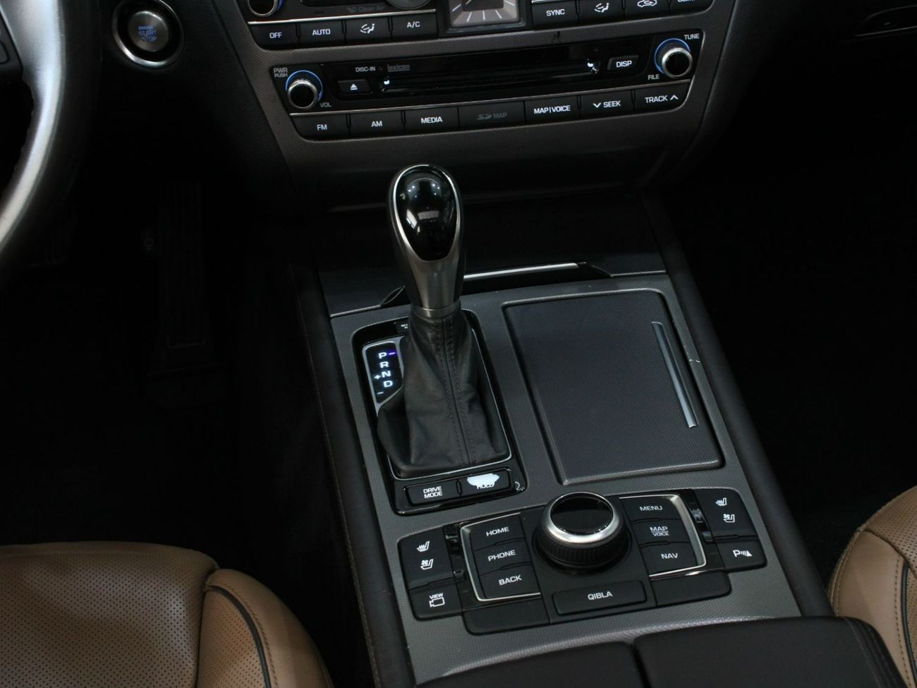 Hyundai Genesis ROYAL 5.0