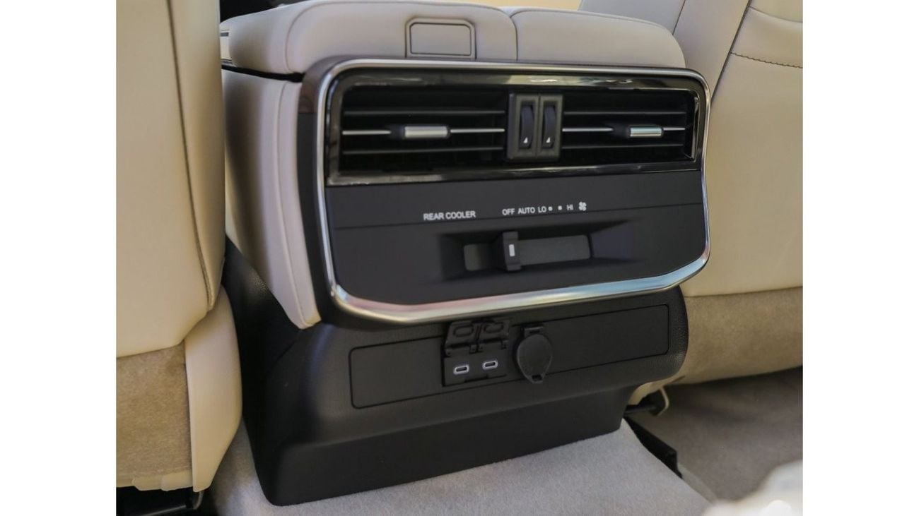 Toyota Land Cruiser LC300 STATION WAGON GXR-V1. For Export