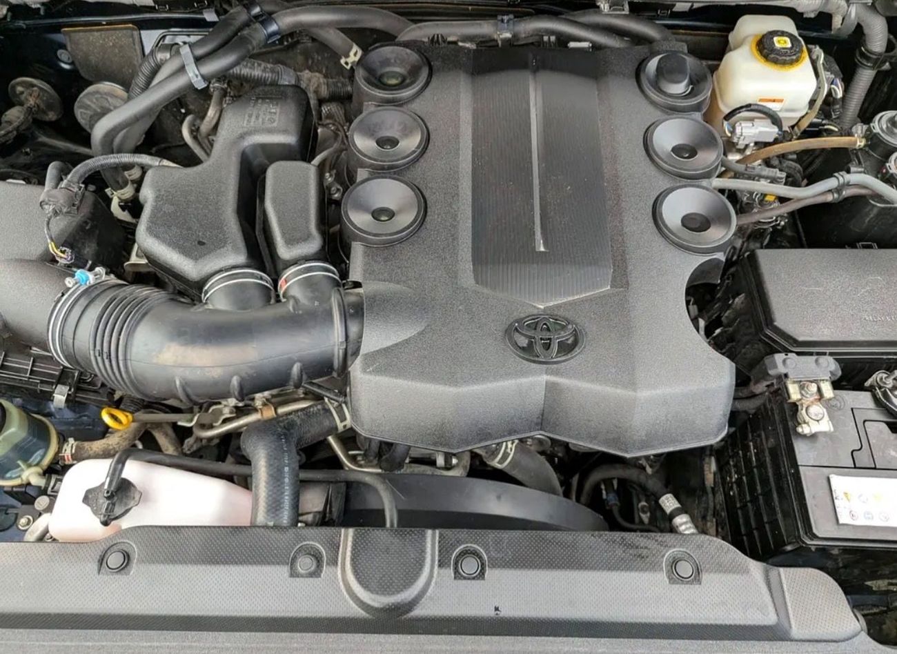 Toyota Prado 2023 Model V6 4.0L Full Option Very Clean And Perfect Condition