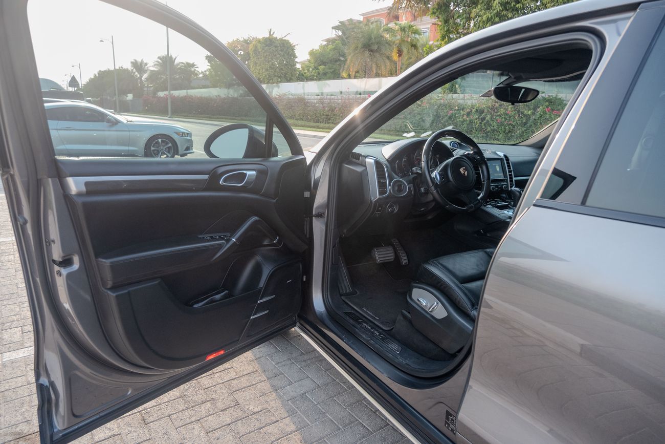 بورش كايان S 4.8L