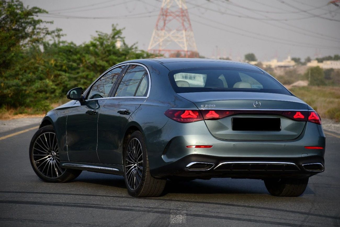 Mercedes-Benz E200 2.0L