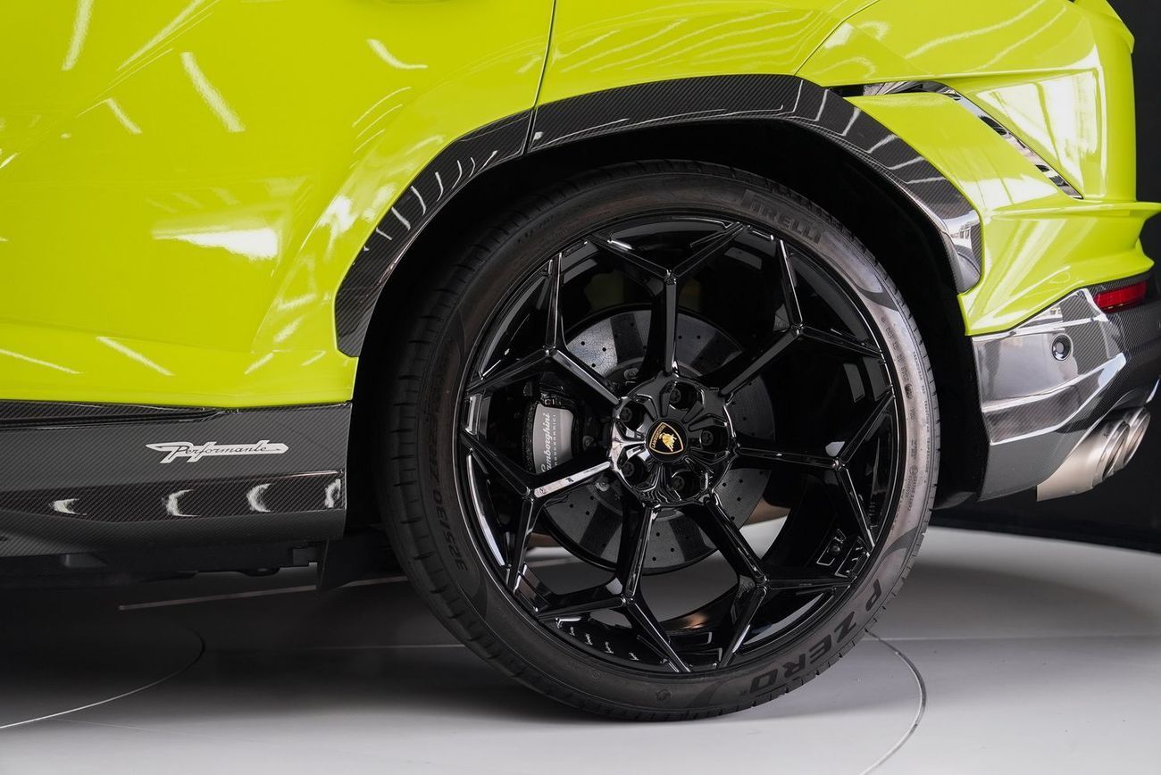 Lamborghini Urus 4.0T V8 Performante