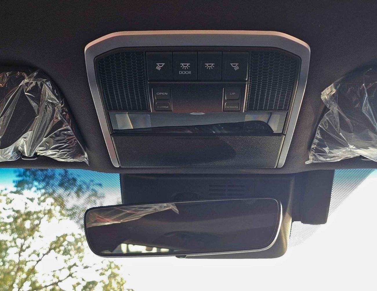 Toyota Land Cruiser VXR-Z TWIN TURBO / 3.5L PETROL V6 4WD /360* CAMERA /RADAR/HEADUP DISPLAY/JBL SPKRS (CODE#LCVXRZOM)