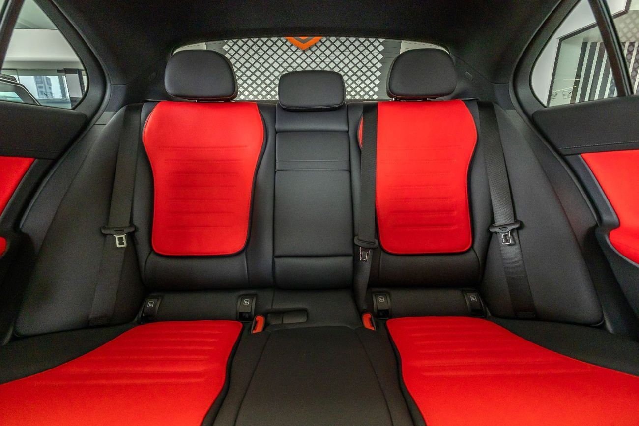 Mercedes-Benz C 300 Mercedes-Benz C 300 AMG | 2022 | 4Matic | with 360 Camera | 3 Years Gargash Auto Warranty