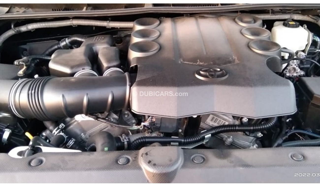 تويوتا Runner4 Toyota 4runner 6 cylinder leather seats electric seats 7 seater perfect condition