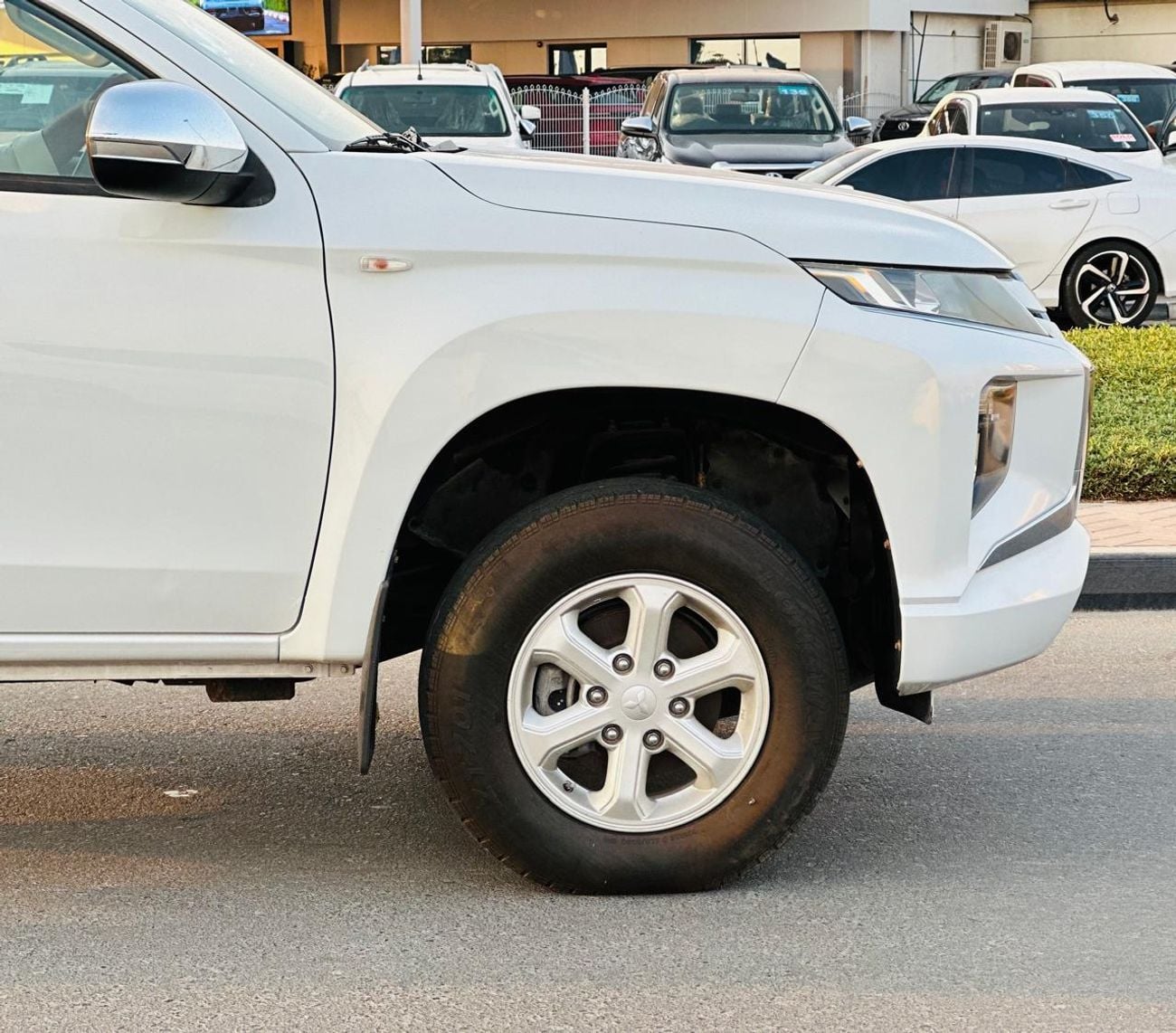 ميتسوبيشي L200 GL