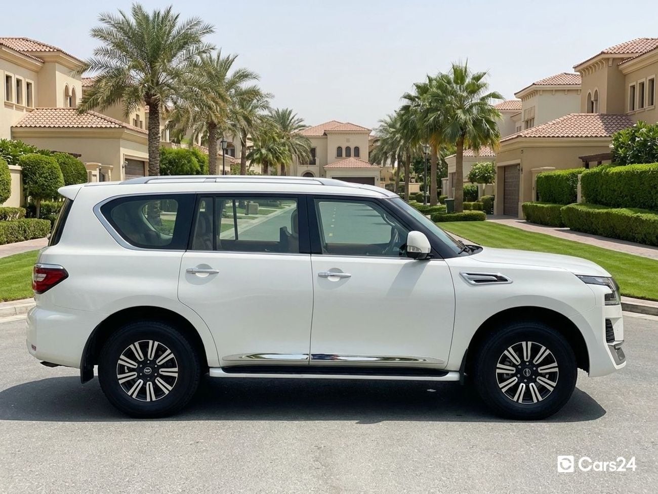 Nissan Patrol 4L 2023 | 0 DP | 2395/Month | 30 Day Return | Service History