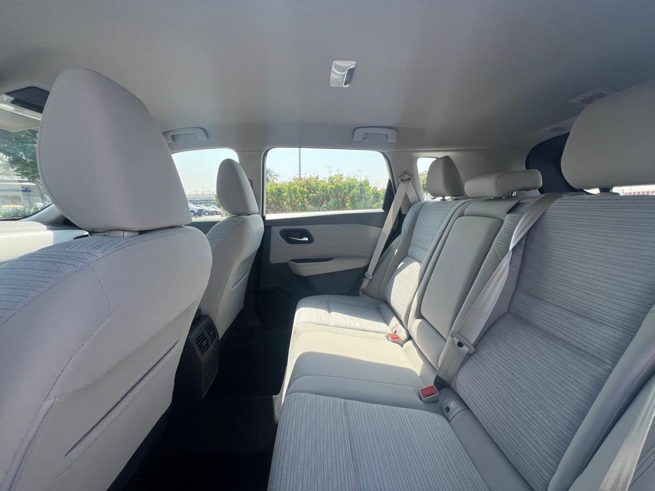 Nissan XTrail S 2.5L (169 HP) FWD (5 Seater)