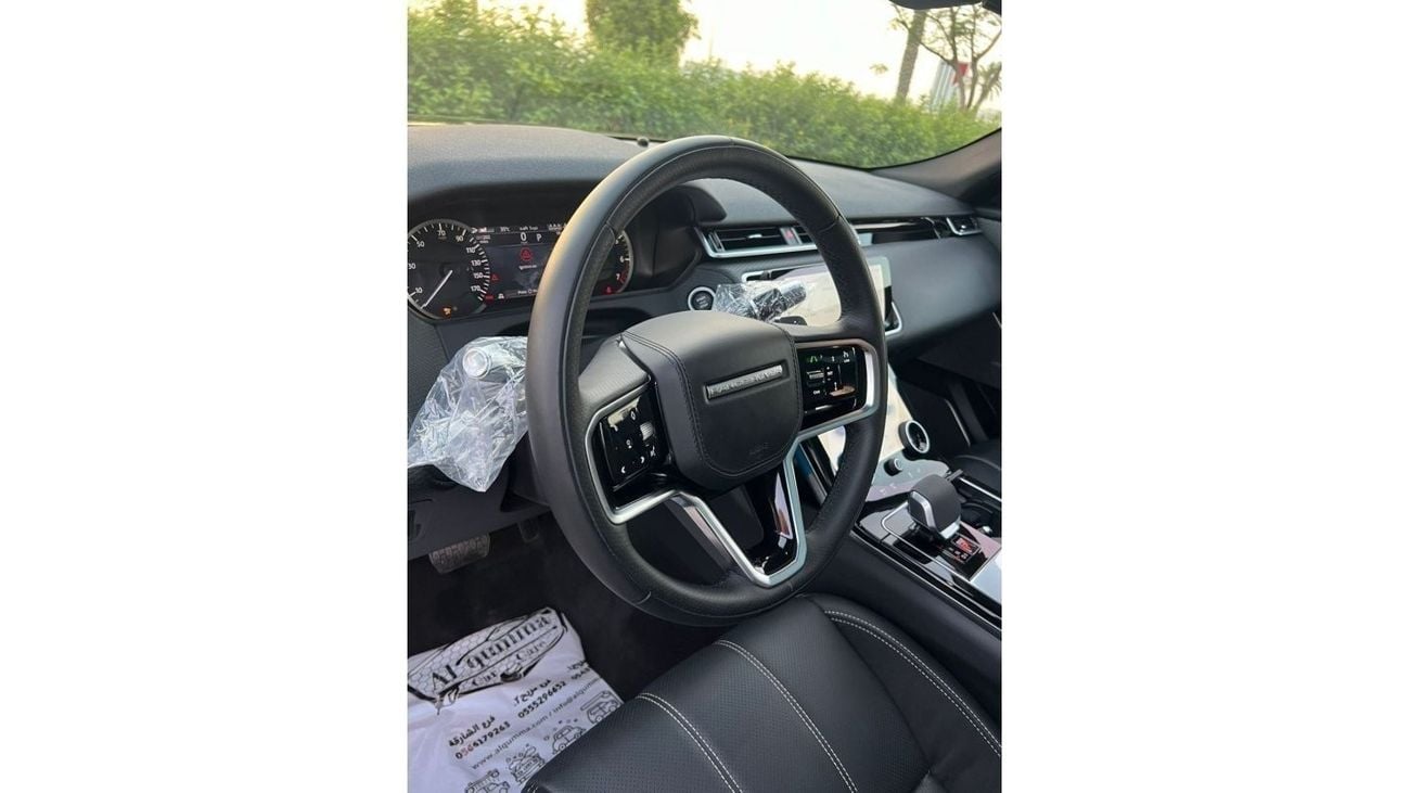 Land Rover Range Rover Velar 2023 Land rover Range rover velar // 2.0L -V4 // Panoramic // with Low Mileage 190 only-