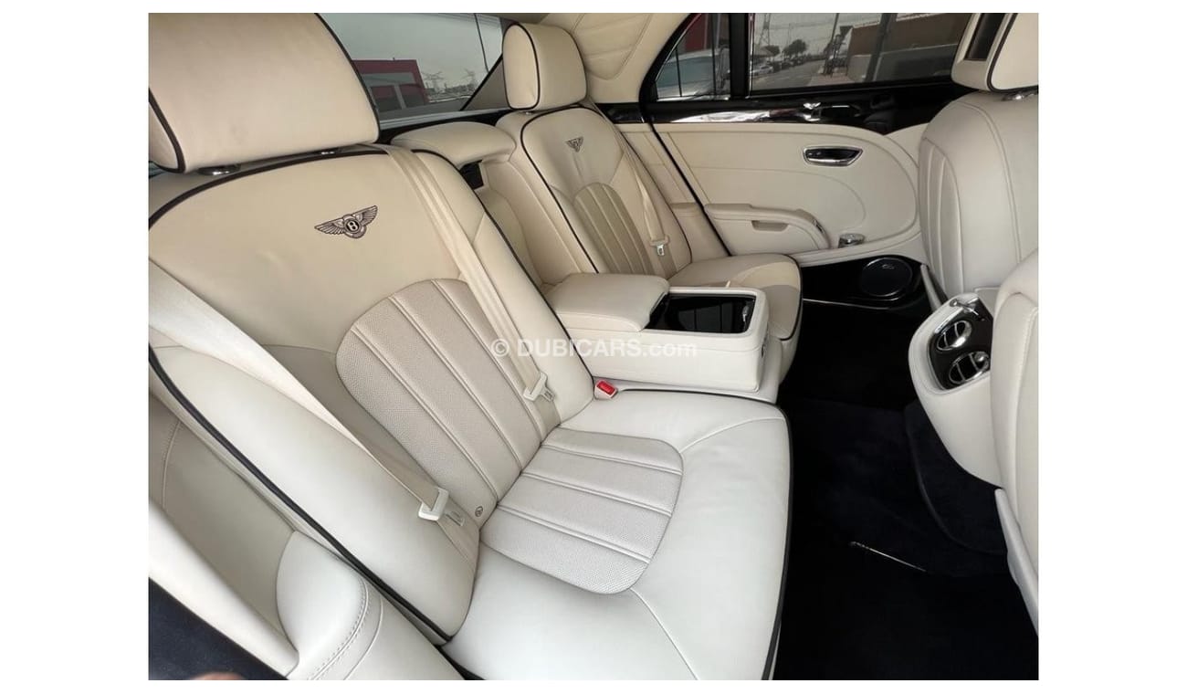Bentley Mulsanne BENTLEY MULSANNE 2012 V8 TOP OF THE RANGE SPEICAL EDDITION