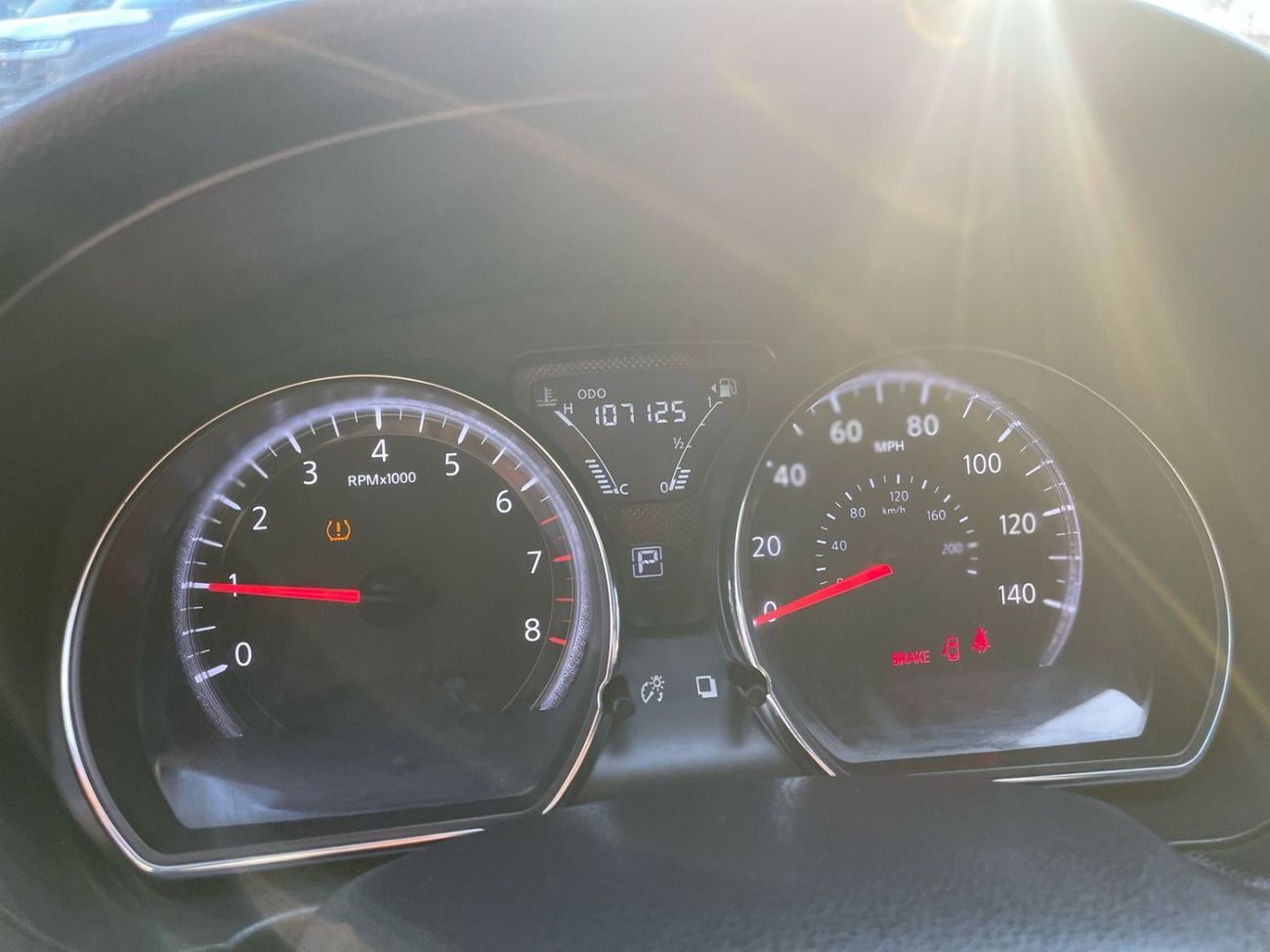 Nissan Versa 2018 Nissan Versa (Sunny) SV 1.5L V4 MidOption  Economical