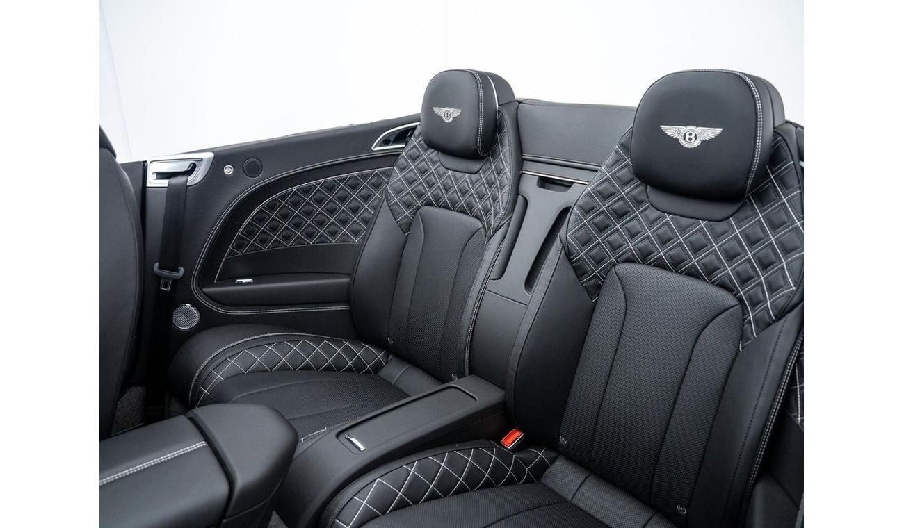 بنتلي كونتيننتال GTC 6.0L 6.0 W12 GTC Speed Convertible RIGHT HAND DRIVE