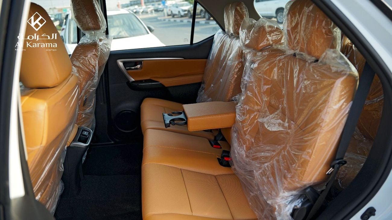 تويوتا فورتونر 4.0L V6 - SR5 - 360 Camera - Diff Lock - Cooling Leather Seats - Cruise Control