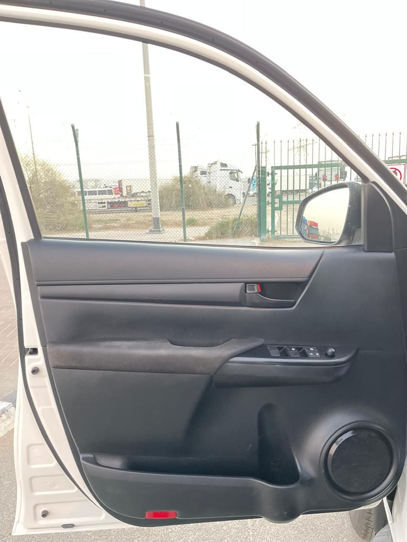 تويوتا هيلوكس 