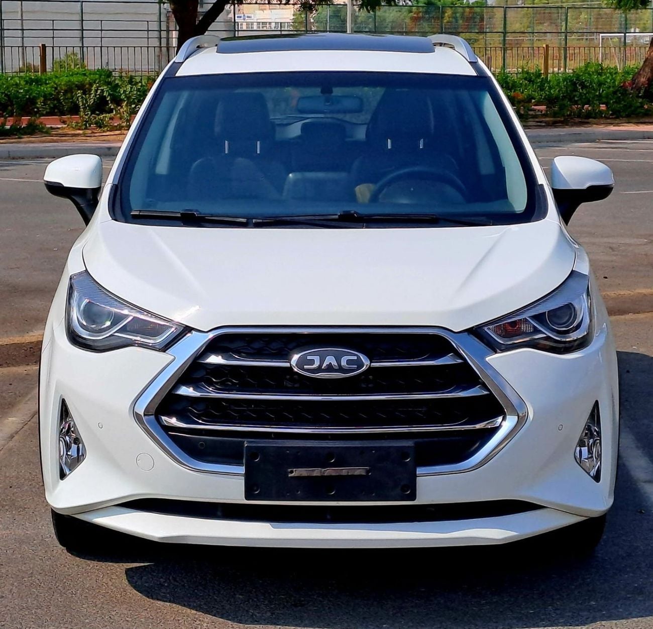 JAC JS3 450-Monthly l GCC l Sunroof, Leather, Cruise l Accident Free