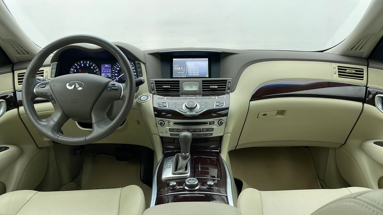 إنفينيتي Q70 LUXE 3.7 | Under Warranty | Inspected on 150+ parameters
