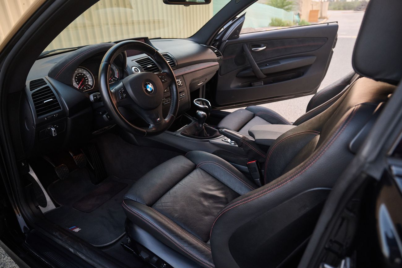 BMW 1M - Rare Black Sapphire