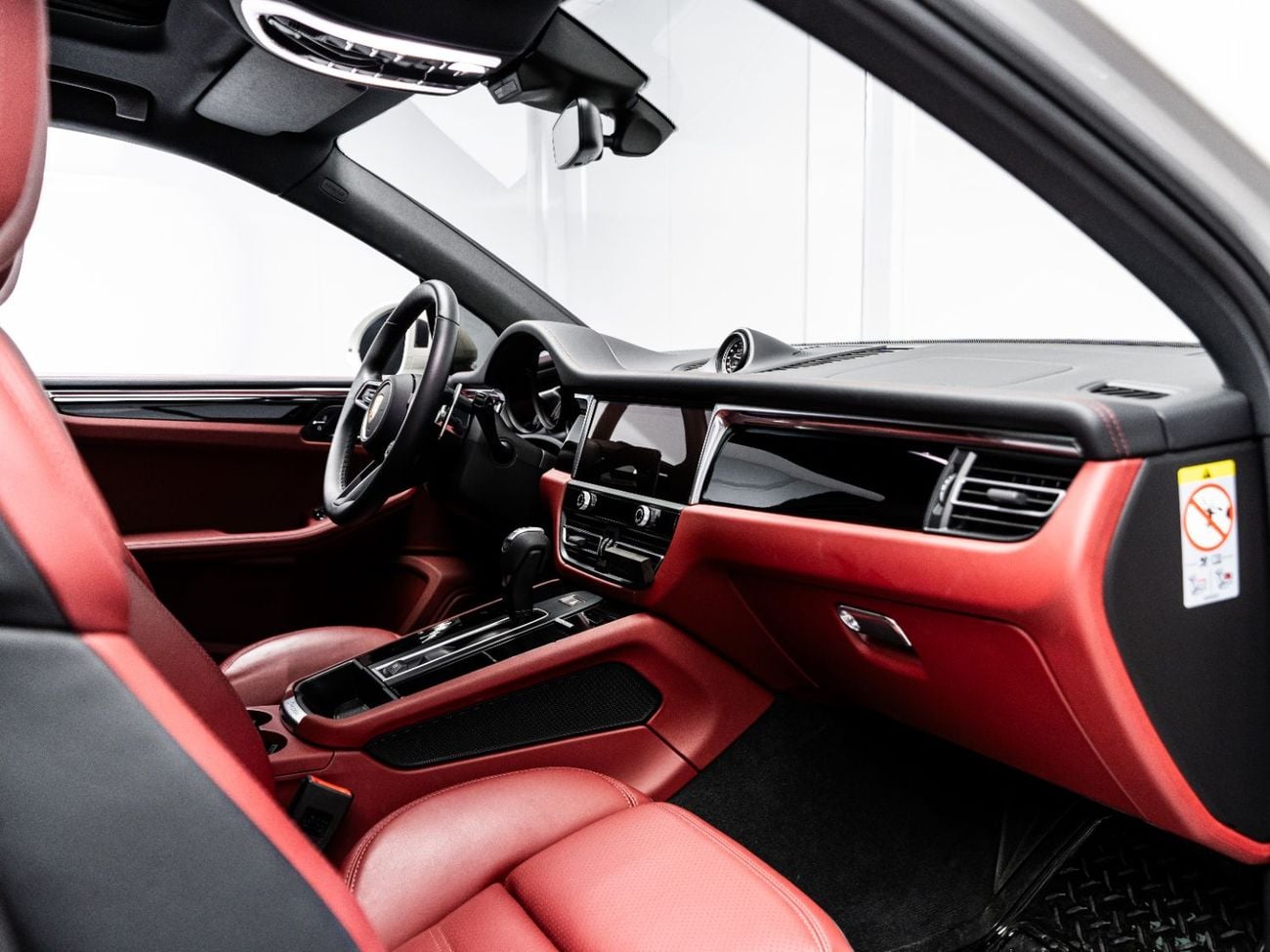 بورش ماكان 2026 Porsche Macan S, 2.9 V6, 4WD, 375bhp, 7 Speed Dual-Clutch Automatic