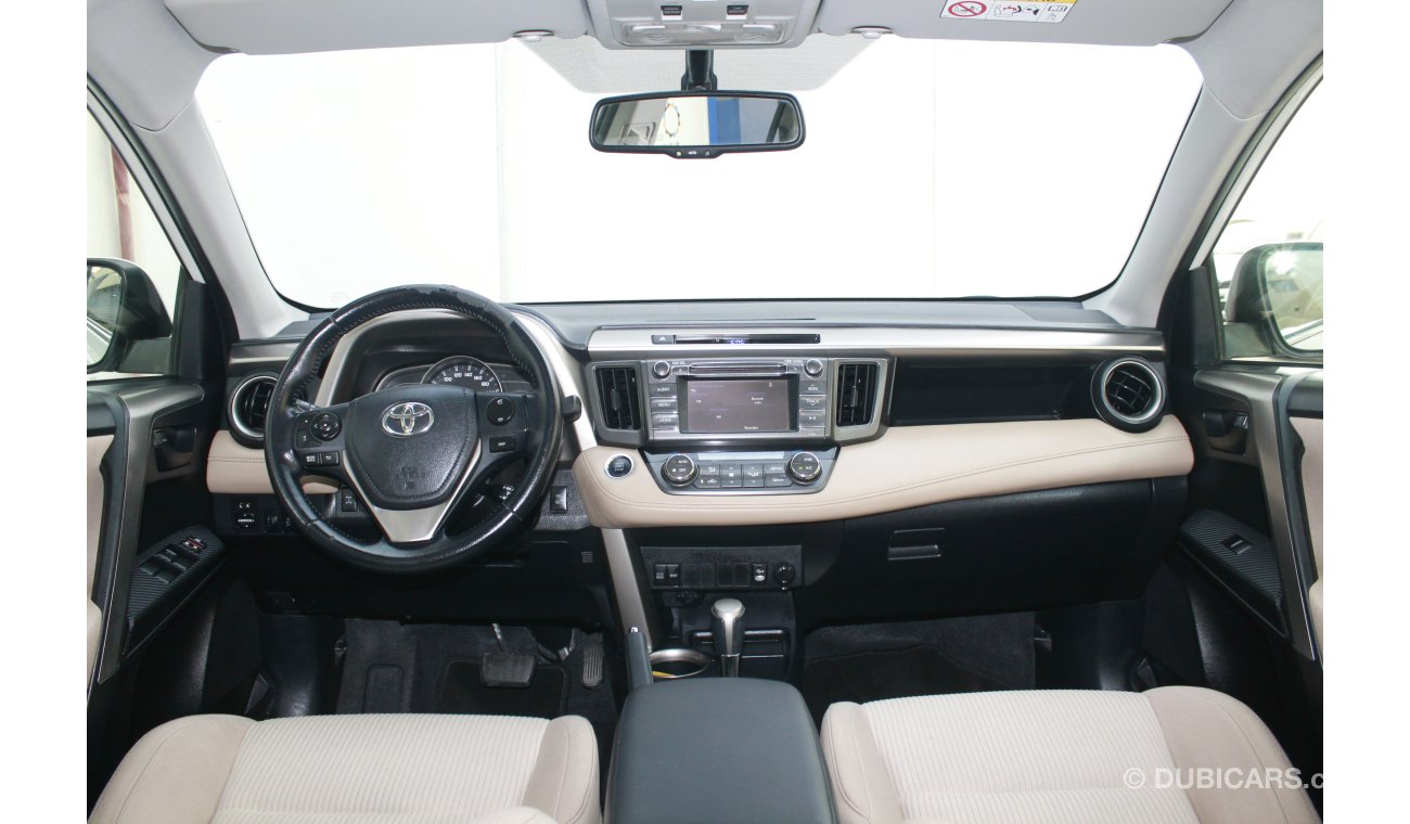 Toyota RAV4 2.5L GXR  ALL WHEEL DRIVE 2015 WITH SUNROOF