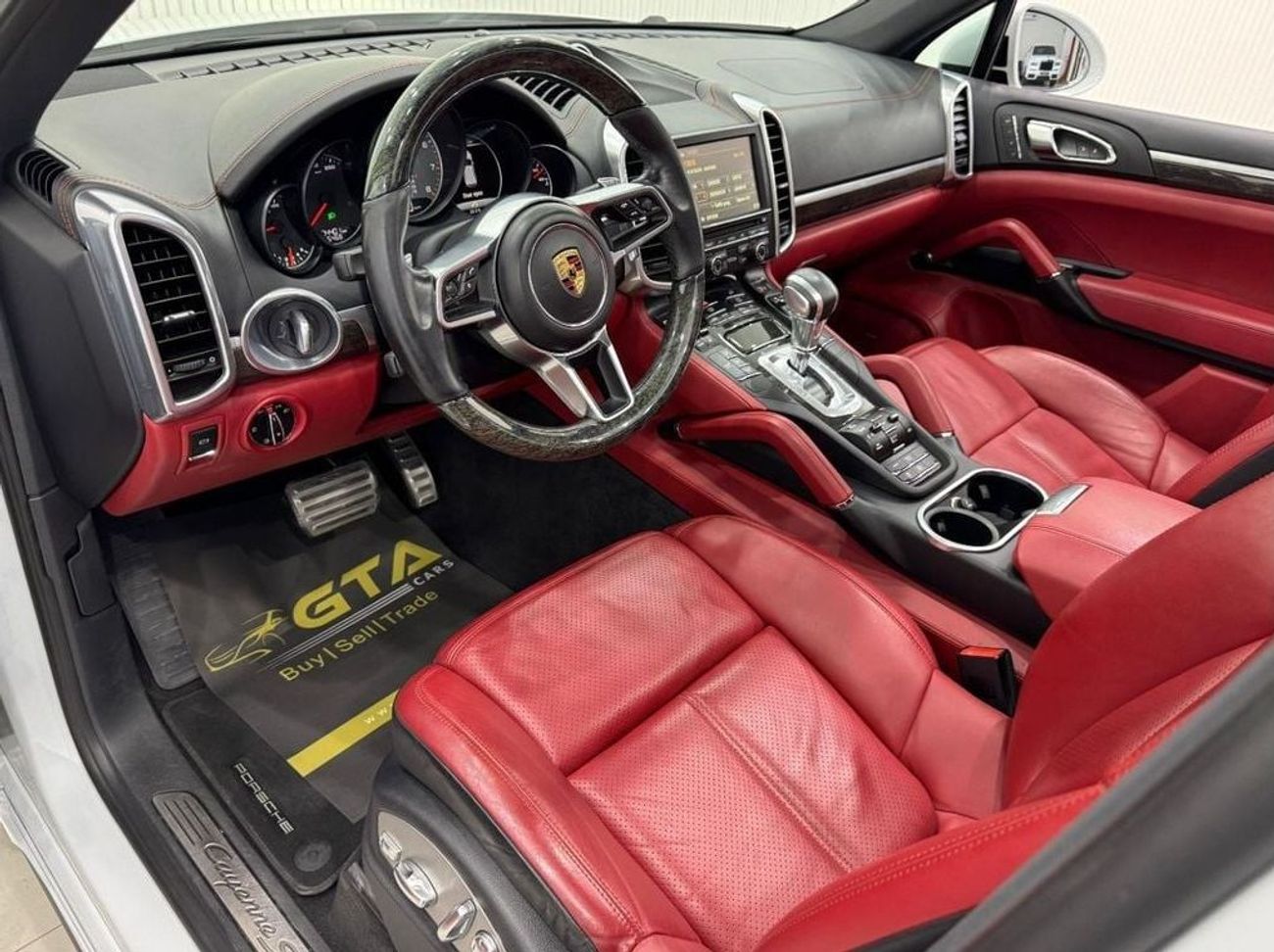 Porsche Cayenne S 3.6L 2016 Porsche Cayenne S, Service History, Full Options, Low Kms, Excellent Condition, GCC